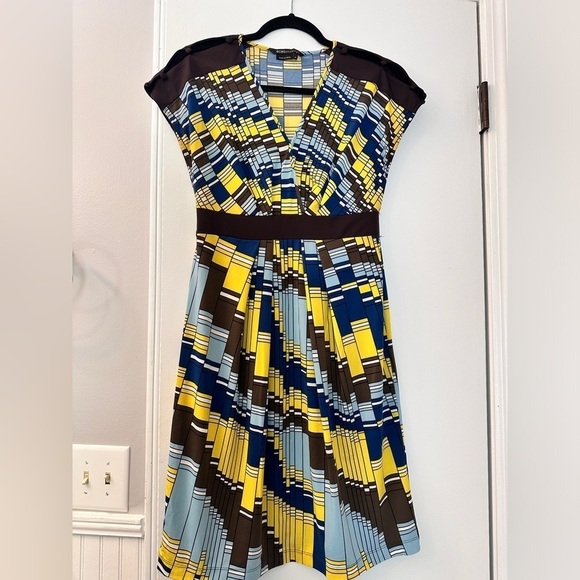 BCBG Max Azria Women’s Y2K Abstract Geometric Print Dress Size M - Picture 2 of 9